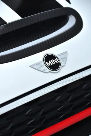 MINI John Cooper Works Challenge - 12