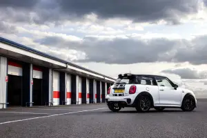 MINI John Cooper Works Challenge - 2