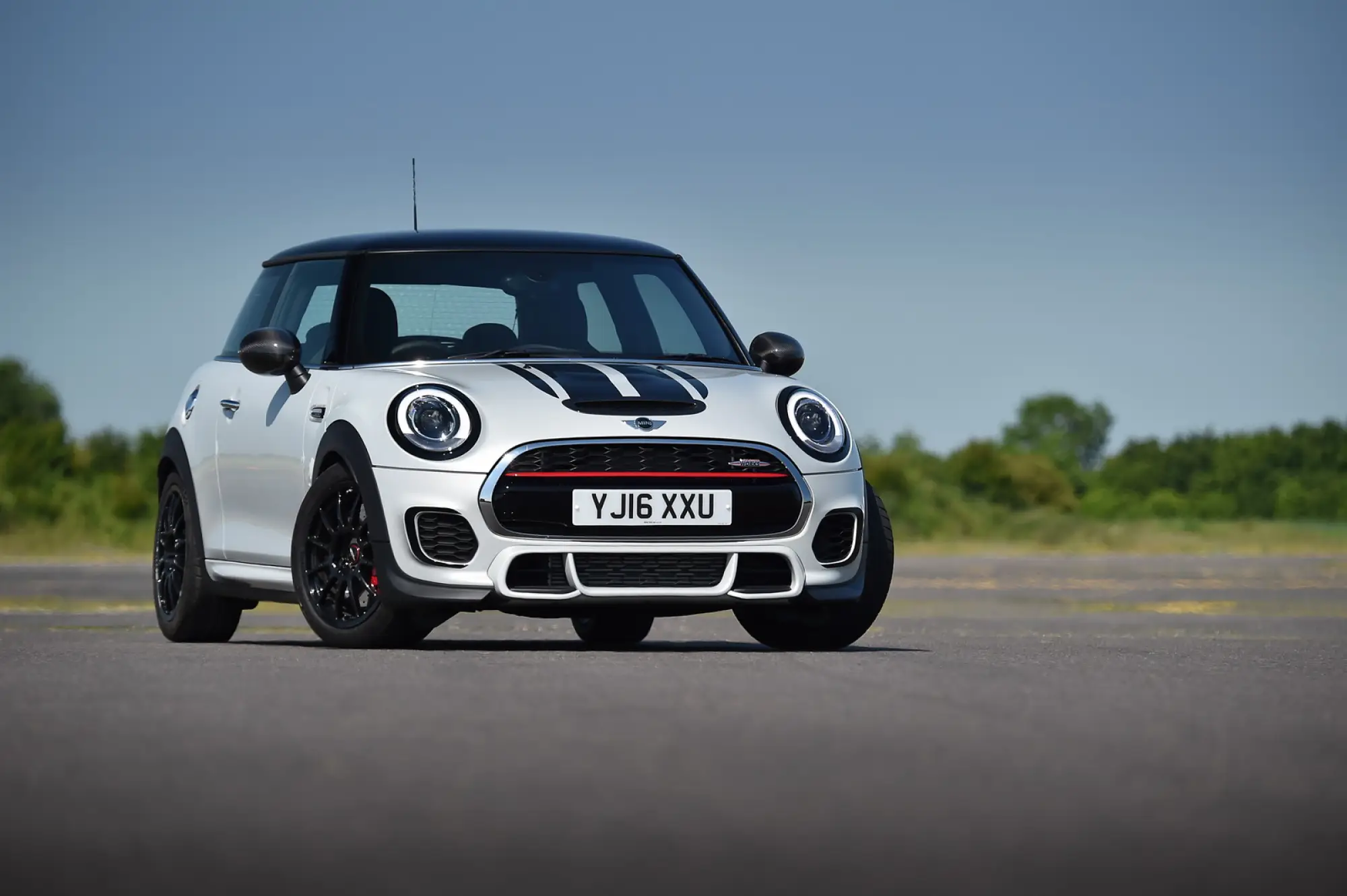 MINI John Cooper Works Challenge - 9