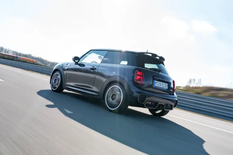 Mini John Cooper Works GP Pack - 7