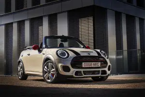 Mini John Cooper Works MY 2019 - 14