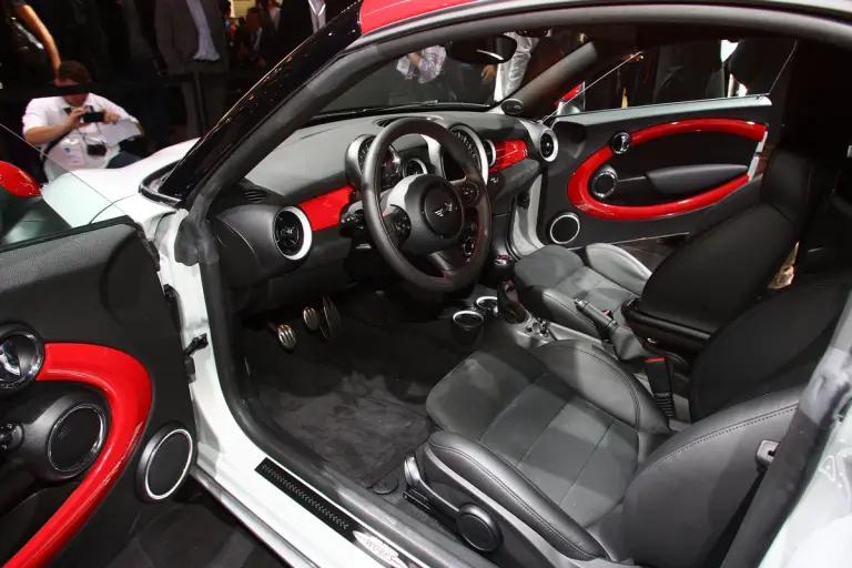 MINI JOHN COOPER WORKS - 9