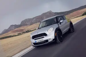 Mini Paceman prime immagini