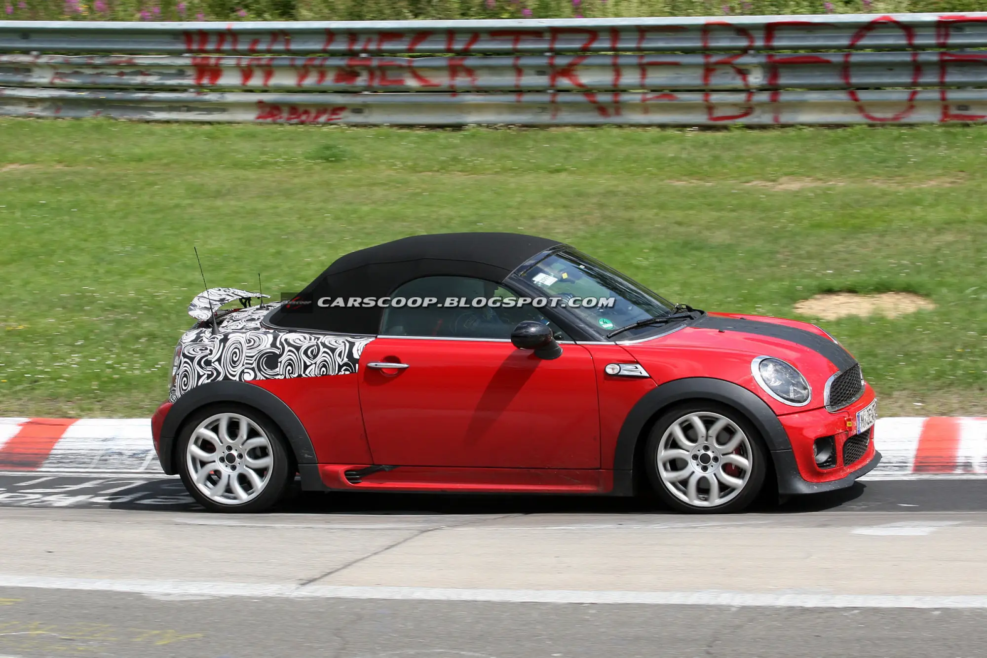 Mini Roadster 2012 - Foto spia 06-07-2011 - 4