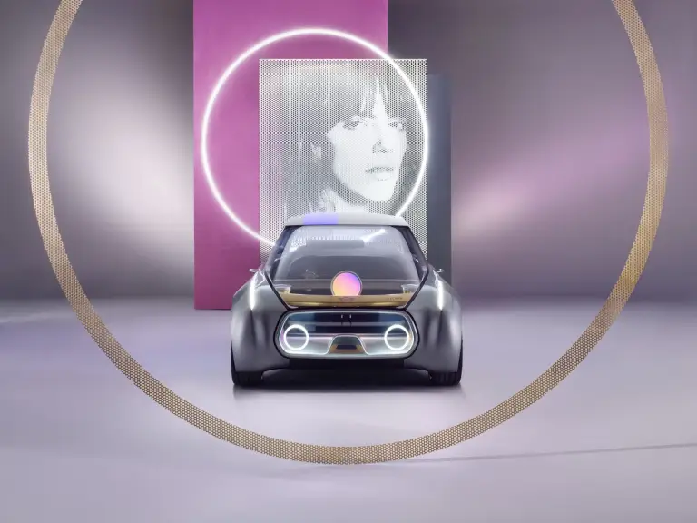 MINI Vision Next 100 - 37