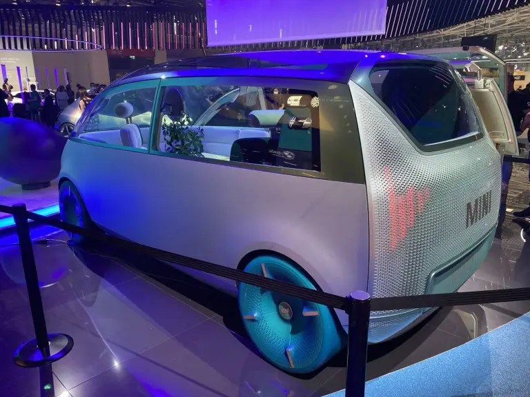 Mini Vision Urbanaut - Salone di Monaco 2021 - 2
