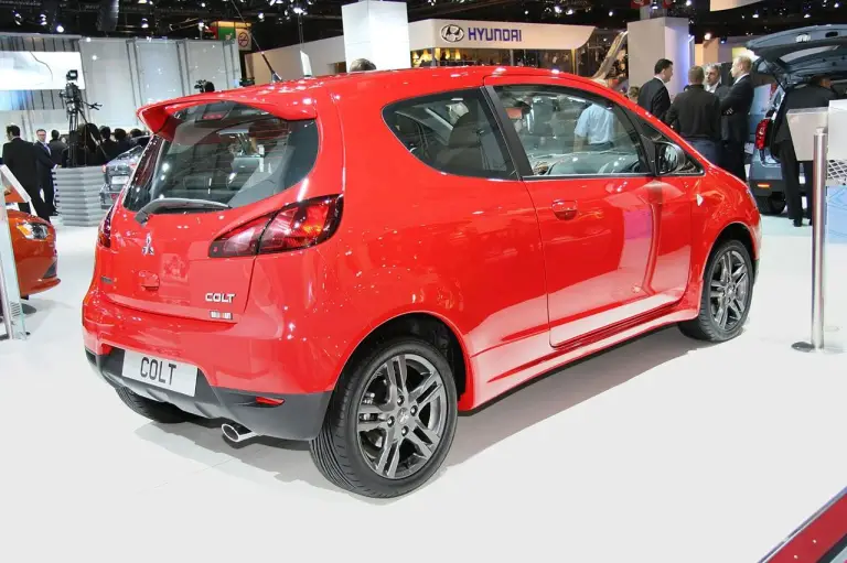 Mitsubishi Colt 2011 - 2