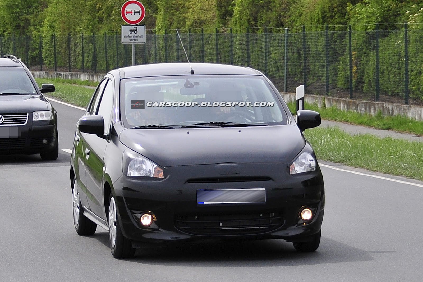Mitsubishi colt 2013