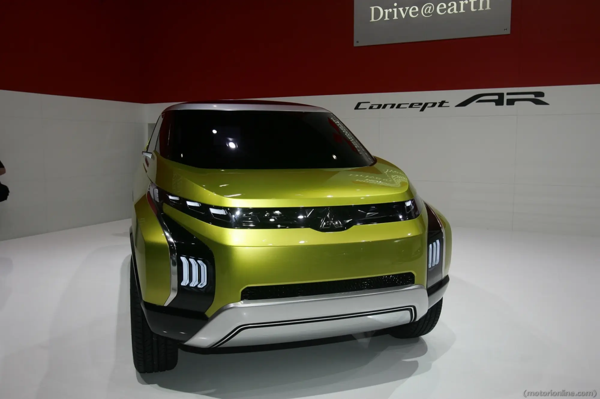 Mitsubishi Concept AR - Salone di Ginevra 2014 - 3