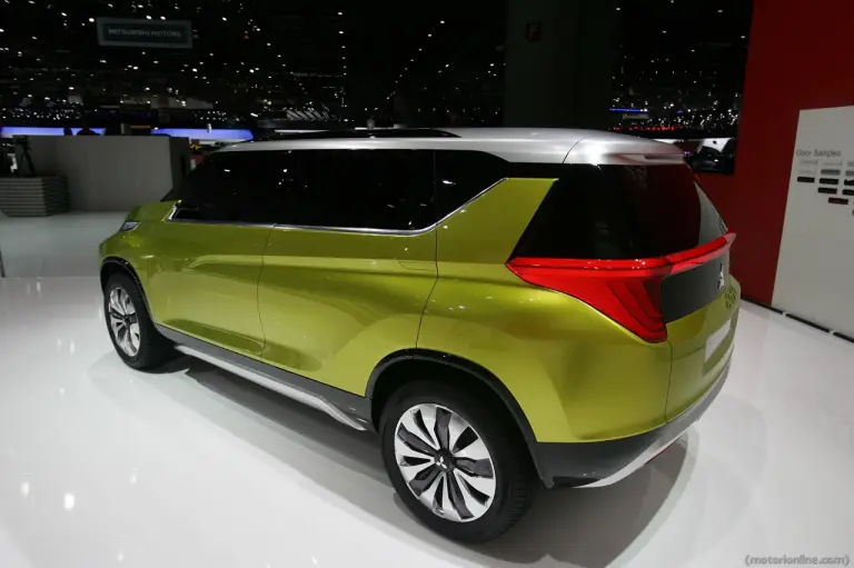 Mitsubishi Concept AR - Salone di Ginevra 2014 - 4