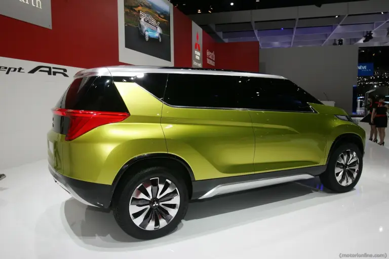 Mitsubishi Concept AR - Salone di Ginevra 2014 - 6