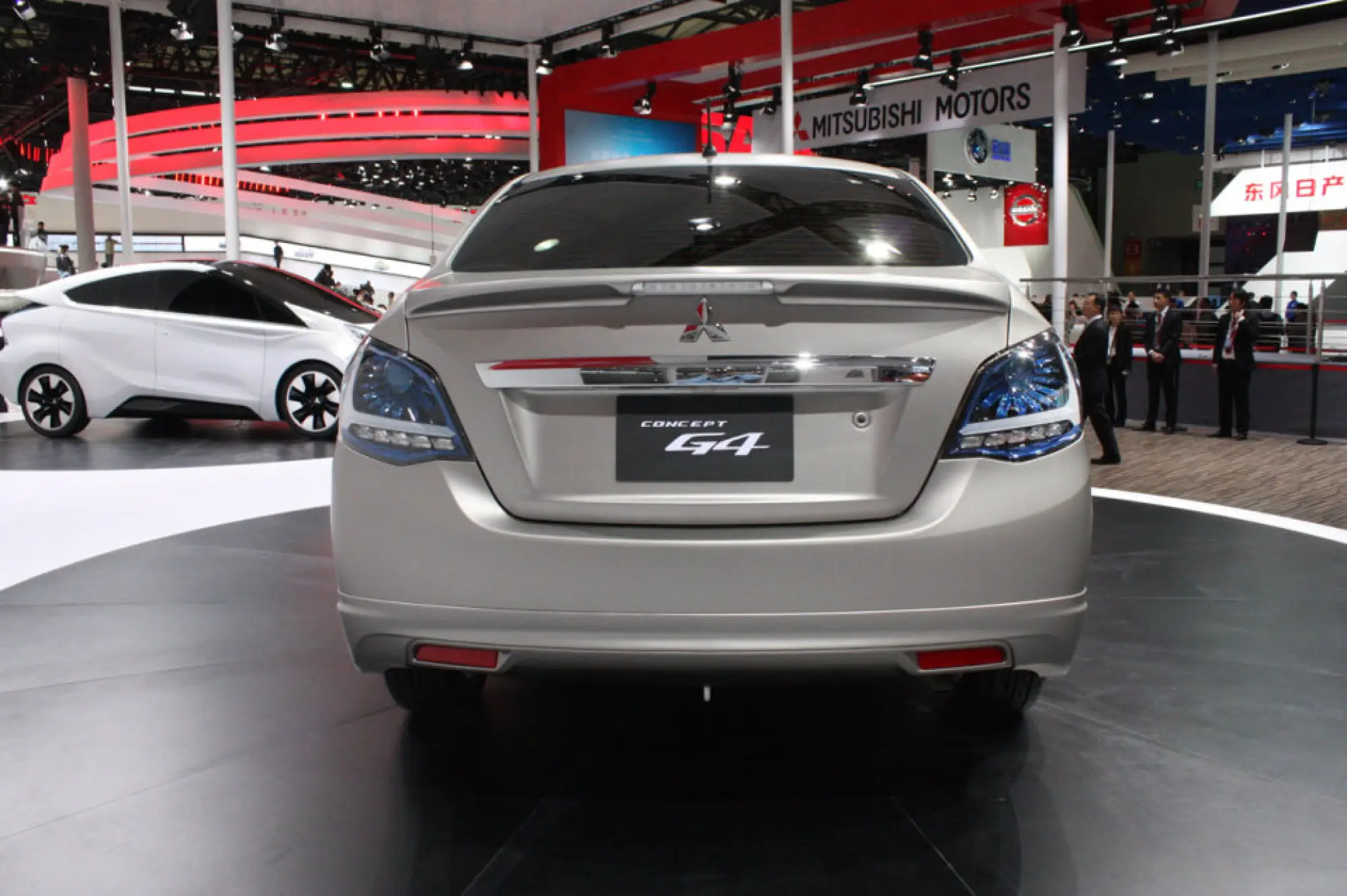 Mitsubishi Concept G4 - Salone di Shanghai 2013 - 5