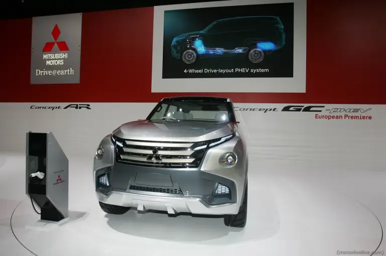 Mitsubishi Concept GC - Salone di Ginevra 2014 - 5