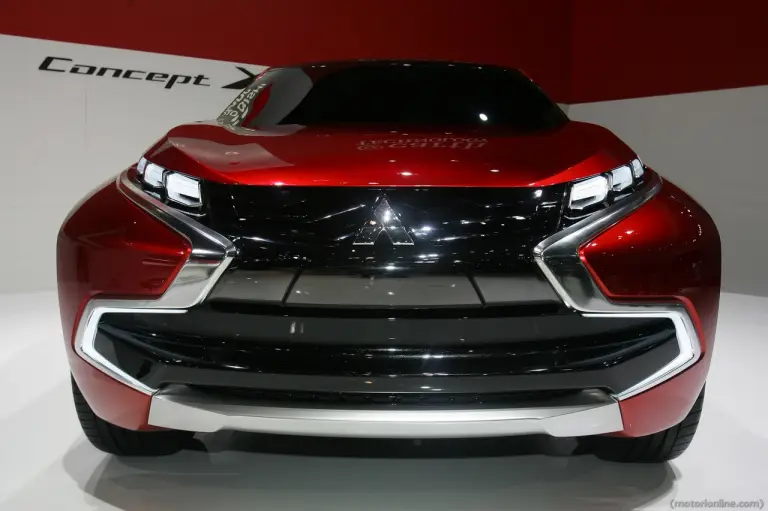 Mitsubishi Concept XR - Salone di Ginevra 2014 - 6