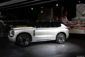 Mitsubishi Engelberg Tourer - Salone di Ginevra 2019 - 2