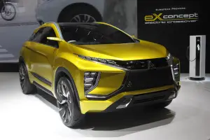 Mitsubishi EX Concept - Salone di Ginevra 2016