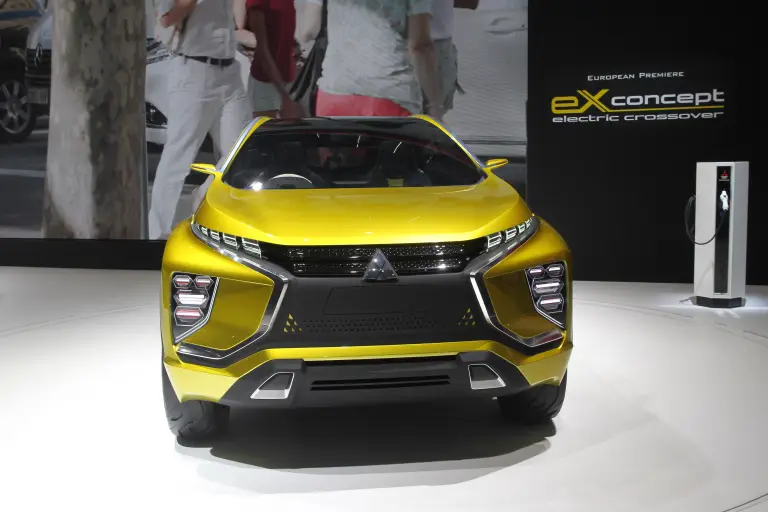 Mitsubishi EX Concept - Salone di Ginevra 2016 - 5