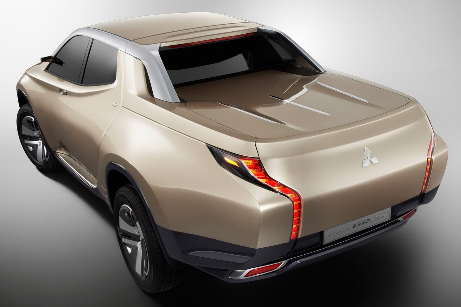 Mitsubishi GR-HEV - Salone di Ginevra 2013