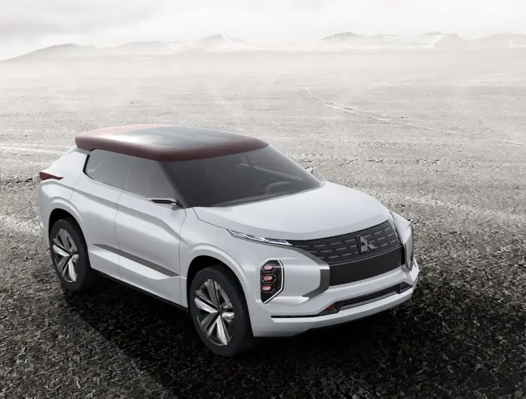 Mitsubishi GT-PHEV Concept - 2