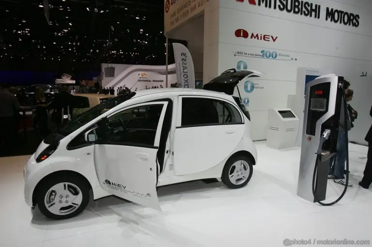 Mitsubishi i MIEV Ginevra 2011 - 4