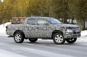 Mitsubishi L200 2023 - Foto Spia 26-01-2022