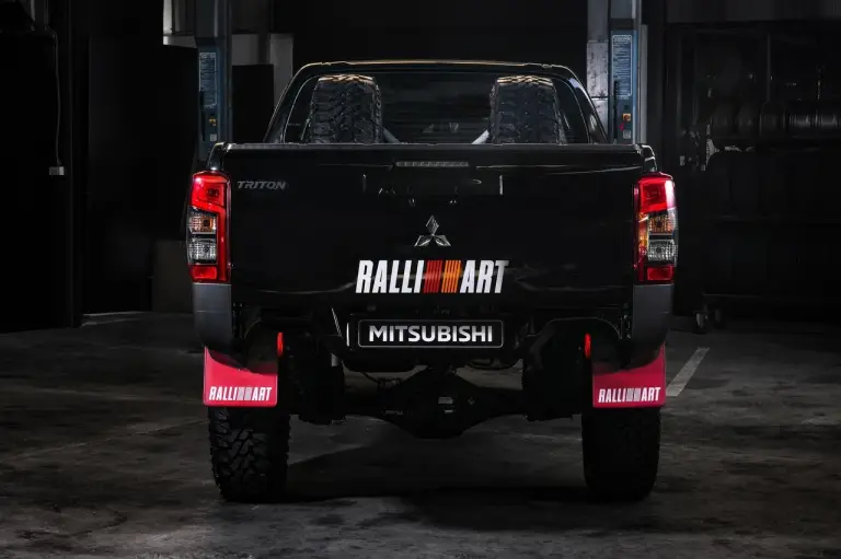 Mitsubishi L200 Ralliart - Foto - 4