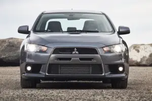 Mitsubishi Lancer Evolution 2011 - 23