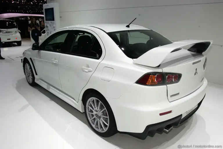 Mitsubishi Lancer Evolution Ginevra 2011 - 4