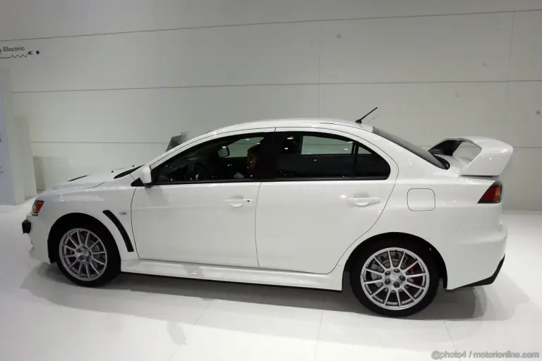 Mitsubishi Lancer Evolution Ginevra 2011 - 5