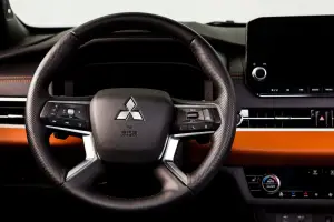 Mitsubishi Outlander 2021