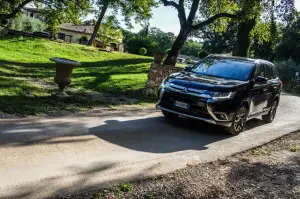Mitsubishi Outlander e L200 MY 2016 - Primo Contatto - 8