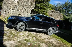 Mitsubishi Outlander e L200 MY 2016 - Primo Contatto