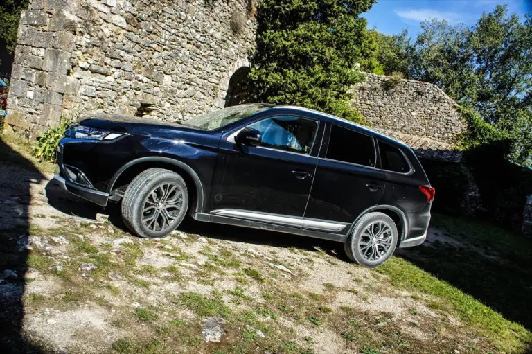 Mitsubishi Outlander e L200 MY 2016 - Primo Contatto - 19