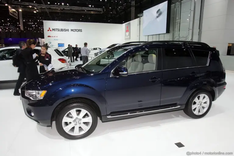 Mitsubishi Outlander Ginevra 2011 - 5
