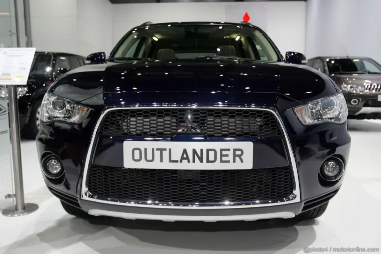 Mitsubishi Outlander Ginevra 2011 - 6