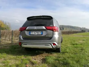 Mitsubishi Outlander PHEV 2019 - Test Drive in Anteprima  - 7