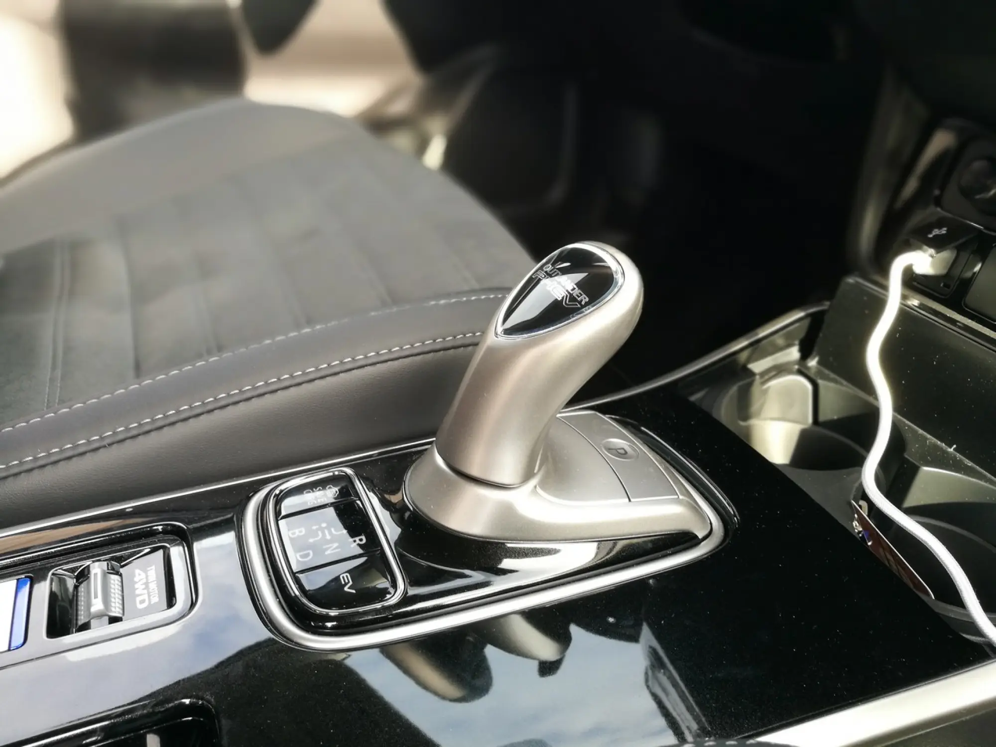 Mitsubishi Outlander PHEV 2019 - Test Drive in Anteprima  - 16