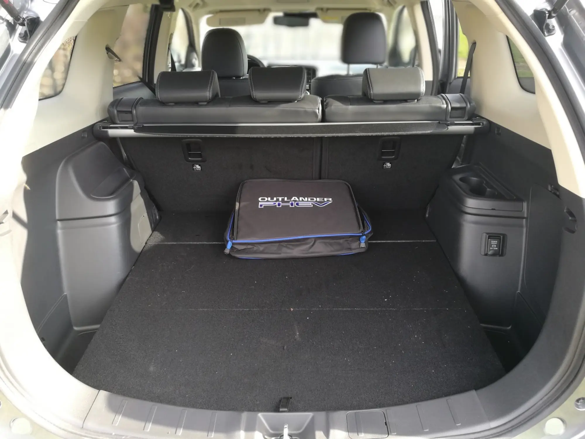 Mitsubishi Outlander PHEV 2019 - Test Drive in Anteprima  - 18