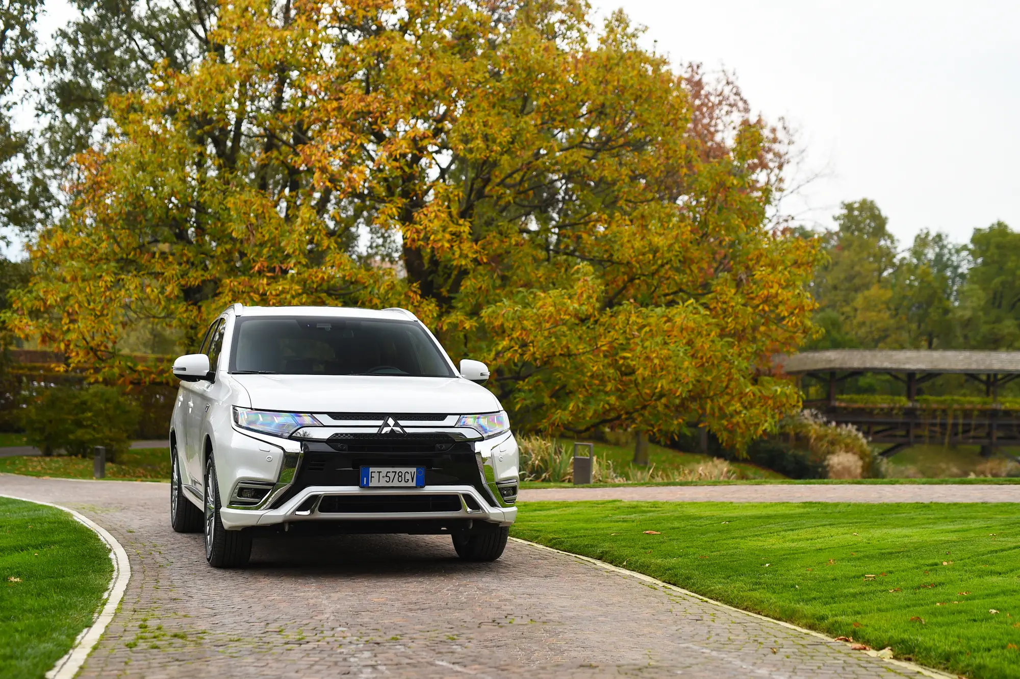 Mitsubishi Outlander PHEV 2019 - 11