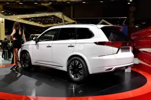 Mitsubishi Outlander PHEV Concept-S - Salone di Parigi 2014