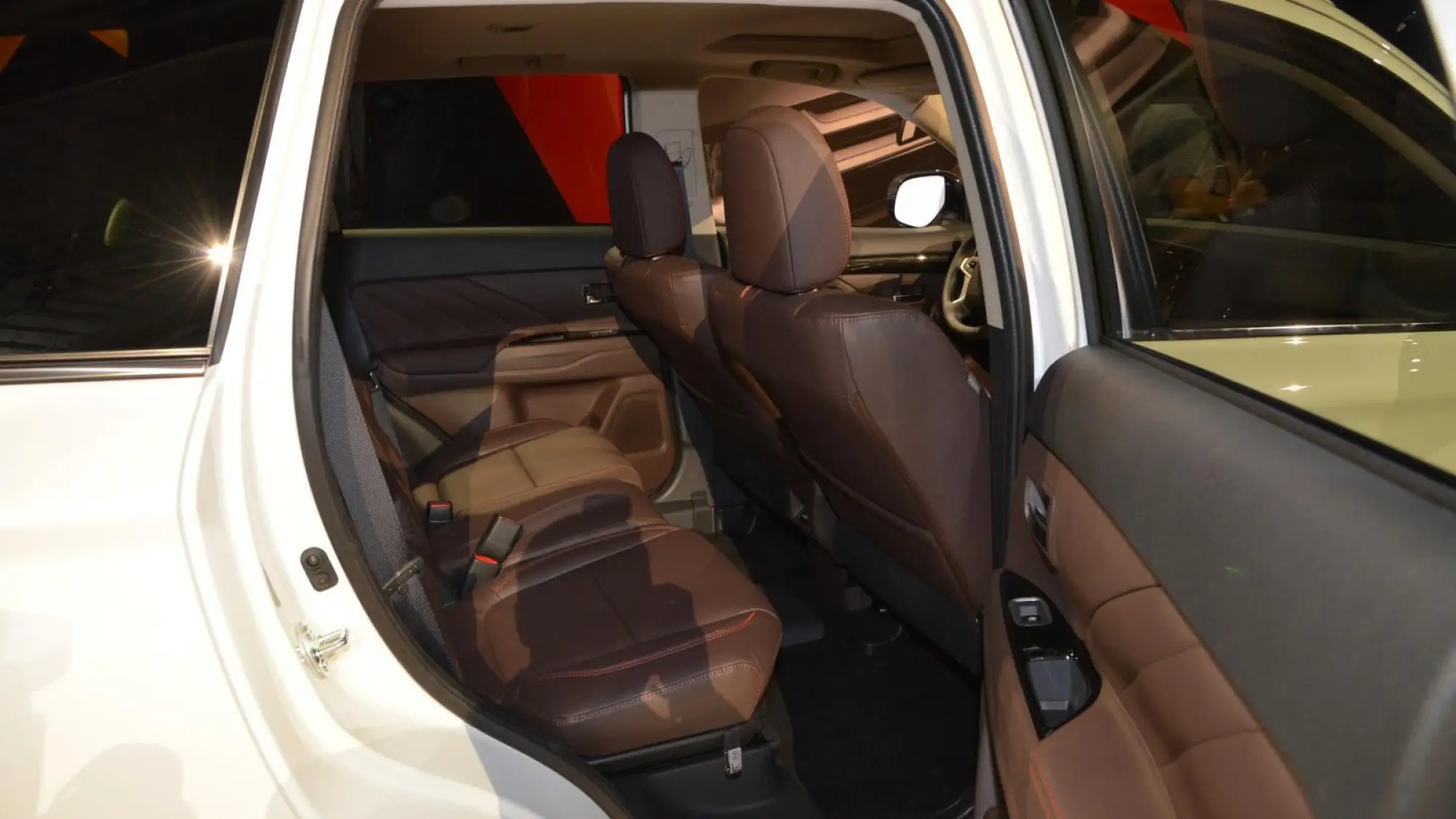 Mitsubishi Outlander PHEV MY 2017 - 12