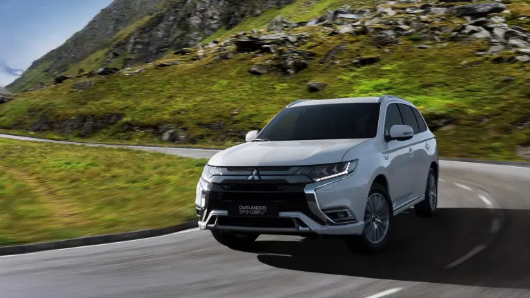 Mitsubishi Outlander PHEV MY 2019 - 2