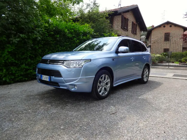 Mitsubishi Outlander PHEV - Primo Contatto - 1