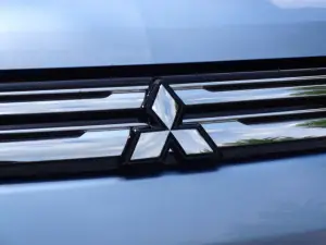 Mitsubishi Outlander PHEV - Primo Contatto