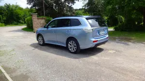 Mitsubishi Outlander PHEV - Primo Contatto