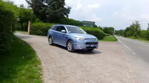 Mitsubishi Outlander PHEV - Primo Contatto - 22