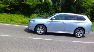 Mitsubishi Outlander PHEV - Primo Contatto