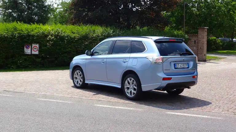 Mitsubishi Outlander PHEV - Primo Contatto - 34