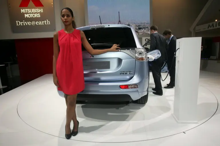 MITSUBISHI Outlander Phev - Salone di Parigi 2012 - 2