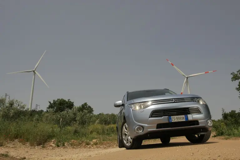 Mitsubishi Outlander PHEV - 139